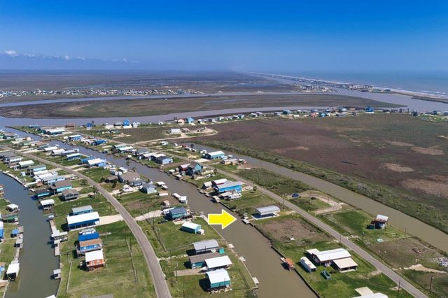 326 County Road 204, Sargent, TX 77414