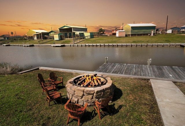 326 County Road 204, Sargent, TX 77414