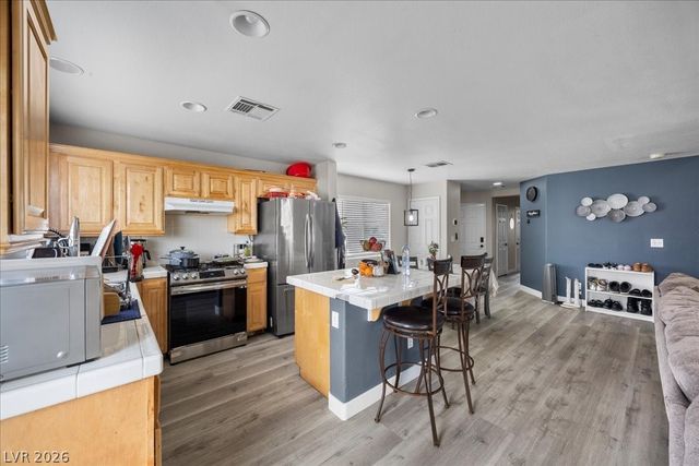 4144 Wheatleigh Court, Las Vegas, NV 89115