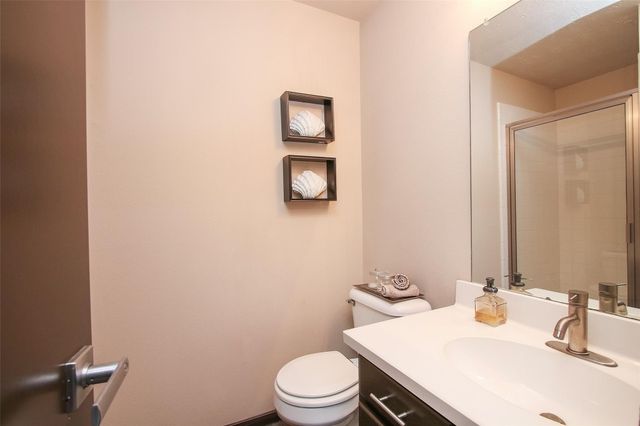 8051 Bay Branch Drive 323, The Woodlands, TX 77382
