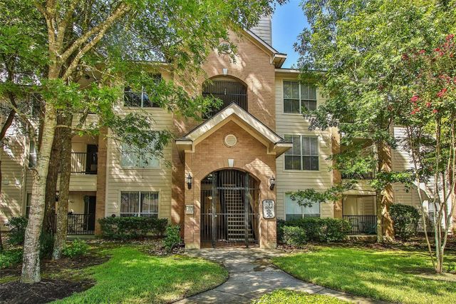 8051 Bay Branch Drive 323, The Woodlands, TX 77382