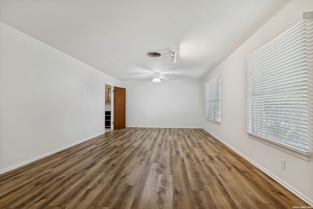 5015 Bayonne, San Antonio, TX 78228