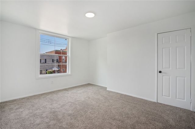 2213 Woodstock Ave, Swissvale, PA 15218