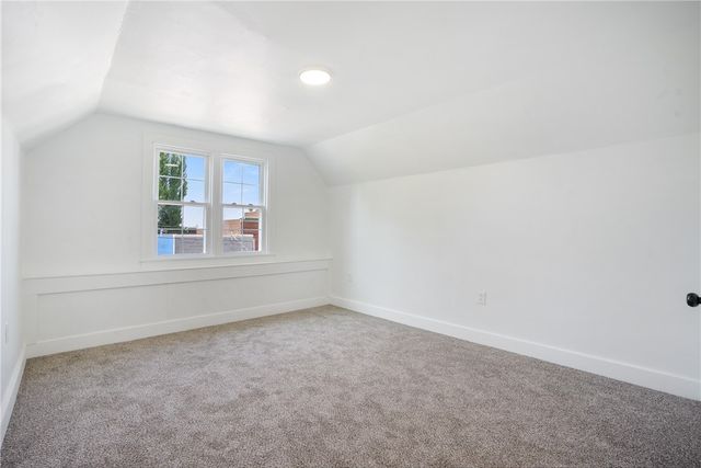 2213 Woodstock Ave, Swissvale, PA 15218