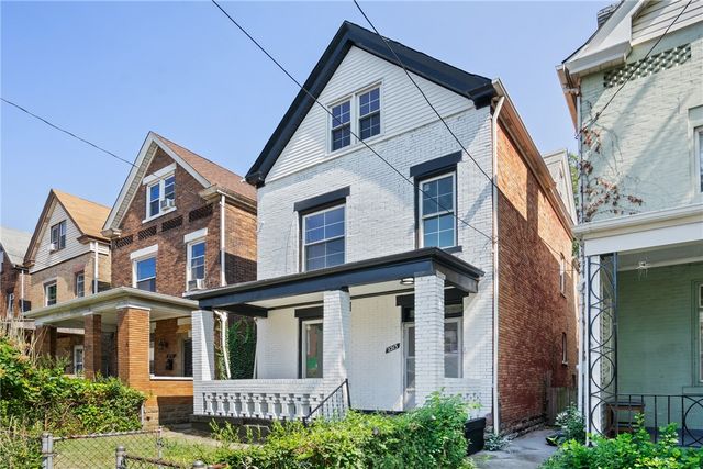 2213 Woodstock Ave, Swissvale, PA 15218