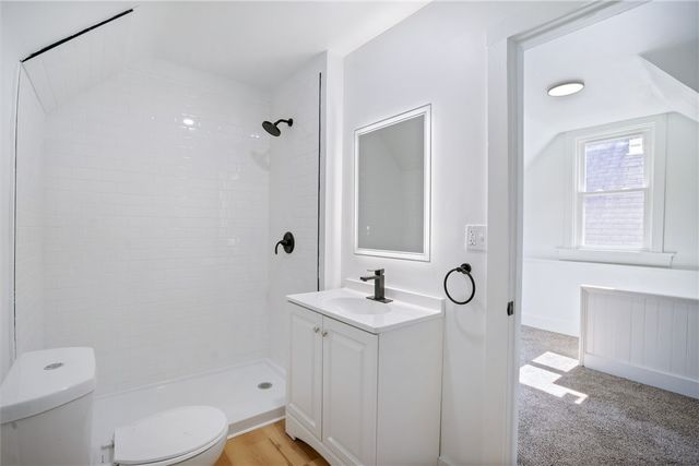 2213 Woodstock Ave, Swissvale, PA 15218