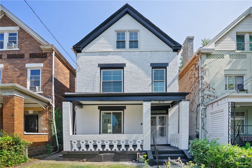 2213 Woodstock Ave, Swissvale, PA 15218