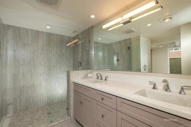 1734 Kennington Road, Encinitas, CA 92024