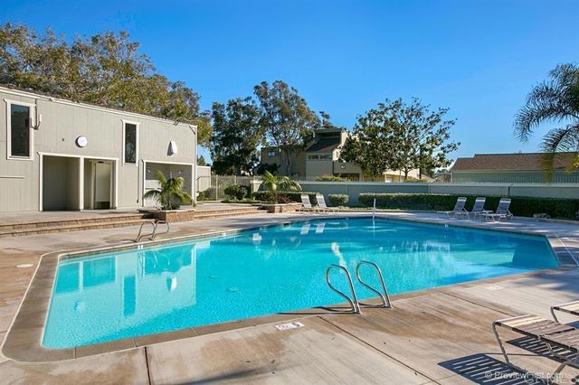 1734 Kennington Road, Encinitas, CA 92024