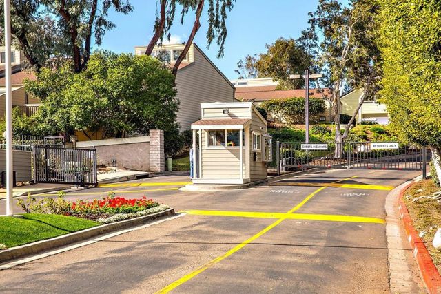 1734 Kennington Road, Encinitas, CA 92024