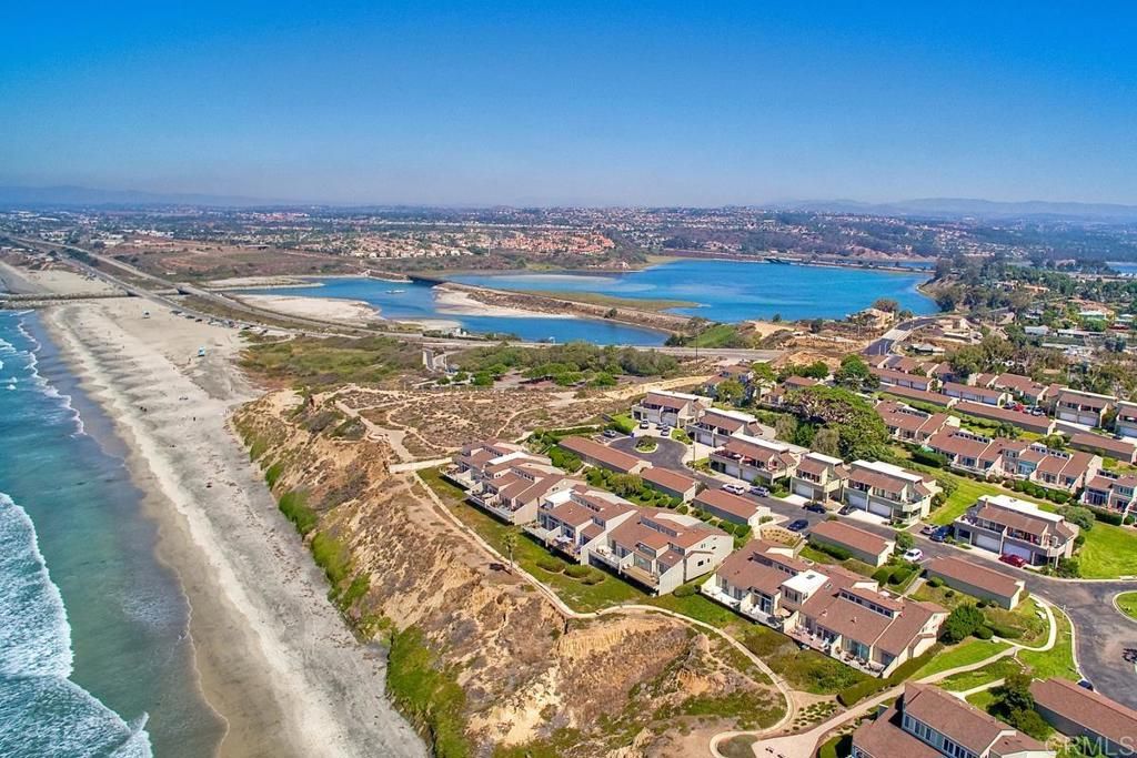 1734 Kennington Road, Encinitas, CA 92024