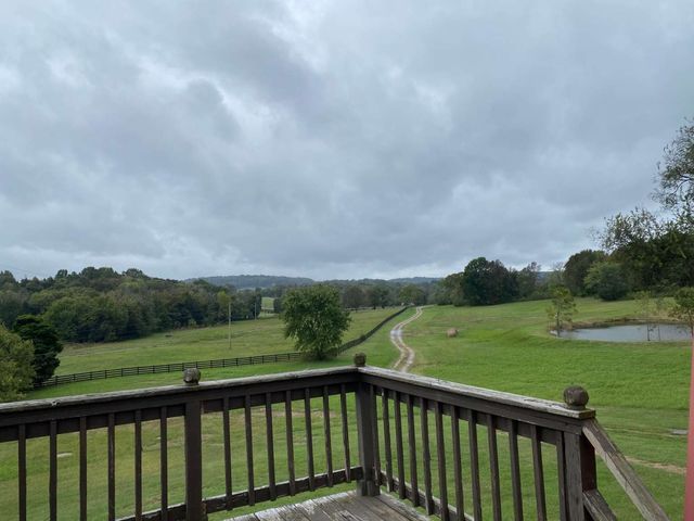 4243 Beech Log Rd, Lebanon, TN 37090