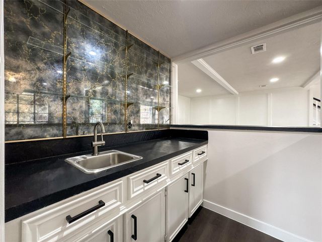 5907 Havenwoods Drive, Houston, TX 77066