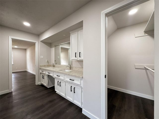 5907 Havenwoods Drive, Houston, TX 77066