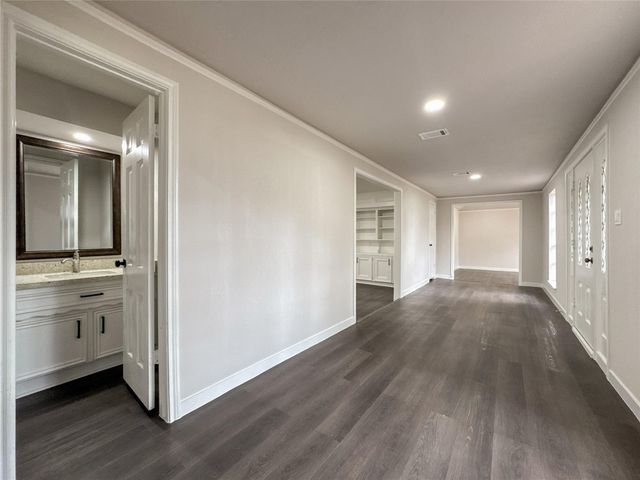 5907 Havenwoods Drive, Houston, TX 77066