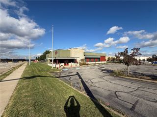 6600 Robinson Centre Dr, Robinson Twp, PA 15205