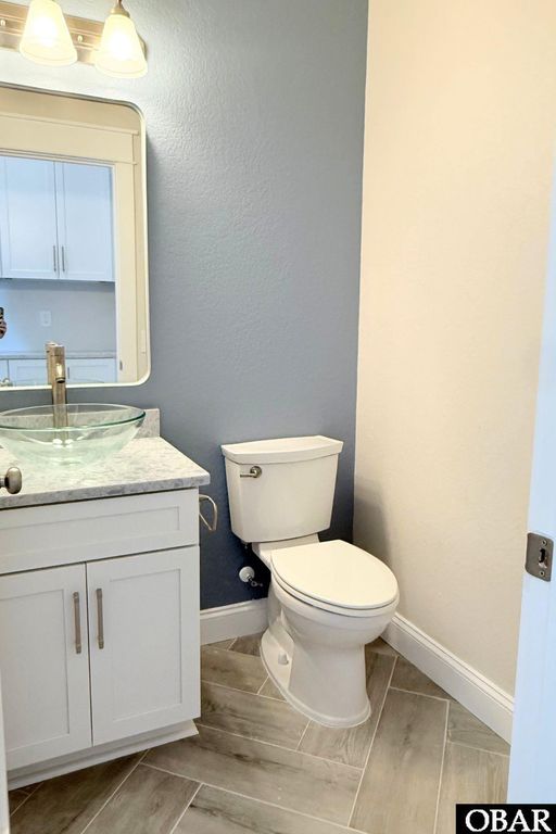 Image 10 of property listing at 902 S Virginia Dare Trail Unit 702, Kill Devil Hills, NC 27948