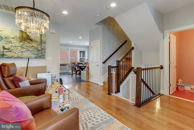 1804 POTOMAC AVE, Alexandria, VA 22301