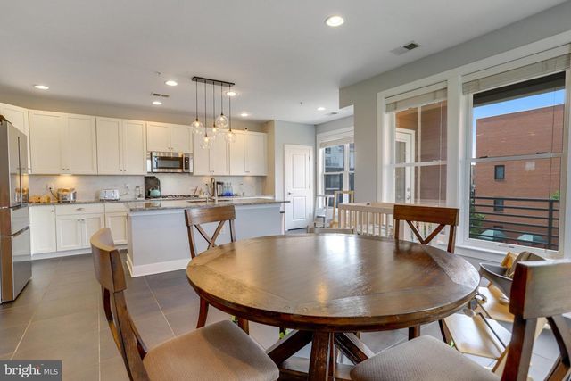 1804 POTOMAC AVE, Alexandria, VA 22301