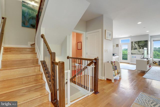 1804 POTOMAC AVE, Alexandria, VA 22301