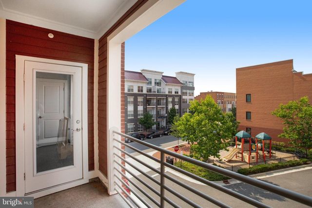 1804 POTOMAC AVE, Alexandria, VA 22301
