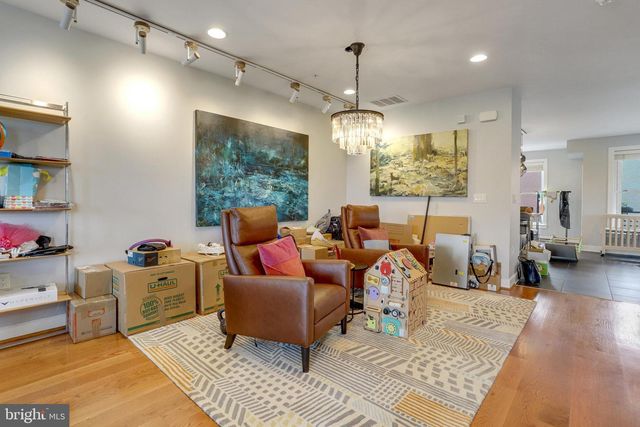 1804 POTOMAC AVE, Alexandria, VA 22301