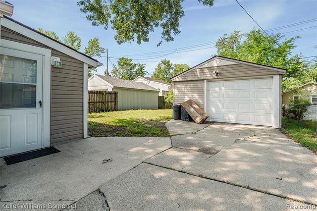 3191 Harris Street, Ferndale, MI 48220