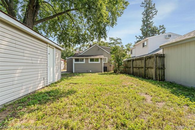 3191 Harris Street, Ferndale, MI 48220