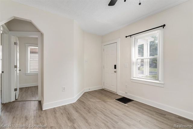 3191 Harris Street, Ferndale, MI 48220