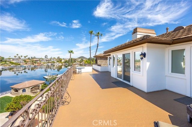 22250 Village Way, Canyon Lake, CA 92587