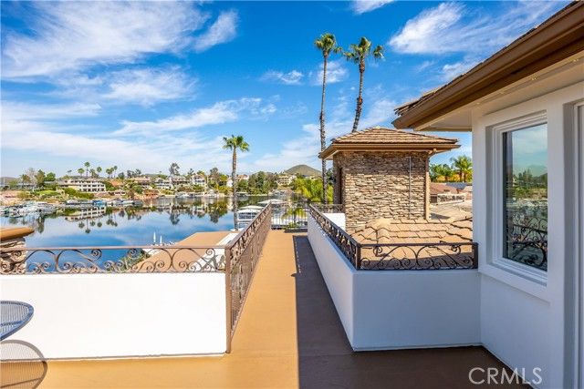 22250 Village Way, Canyon Lake, CA 92587