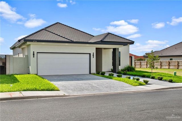 4716 S Waterford Avenue, Edinburg, TX 78539