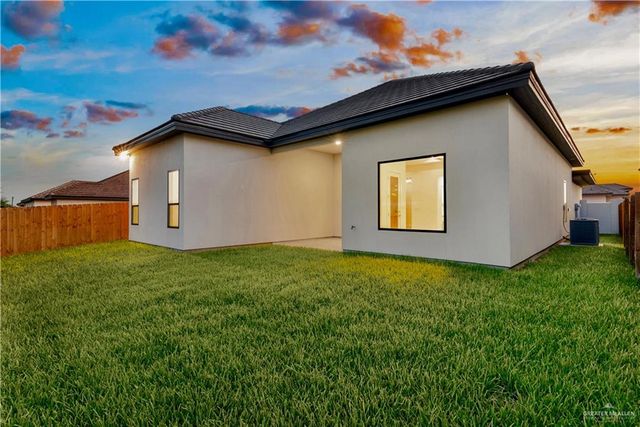 4716 S Waterford Avenue, Edinburg, TX 78539