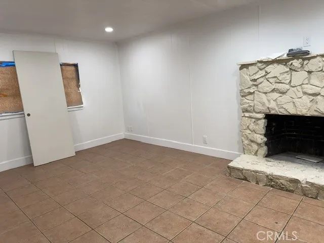 2211 W 3rd, San Bernardino, CA 92407