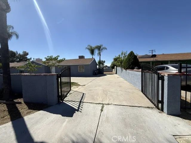 2211 W 3rd, San Bernardino, CA 92407