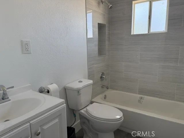 2211 W 3rd, San Bernardino, CA 92407