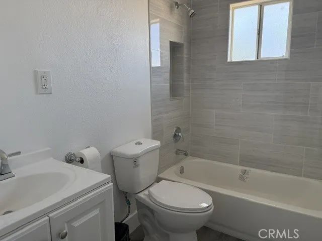2211 W 3rd, San Bernardino, CA 92407