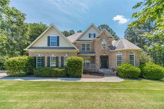 1641 White Oak Cove, Loganville, GA 30052