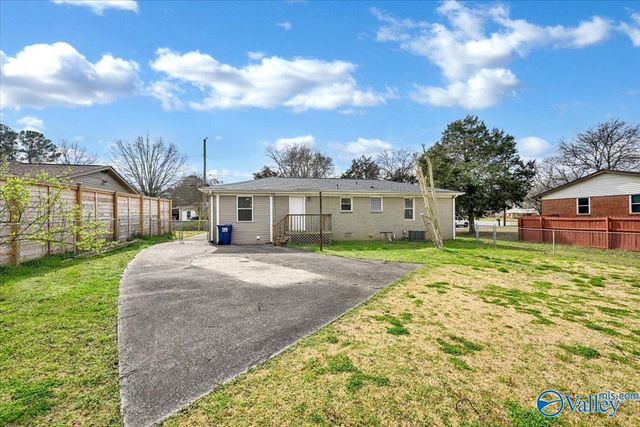 4010 Telstar Circle SW, Huntsville, AL 35805