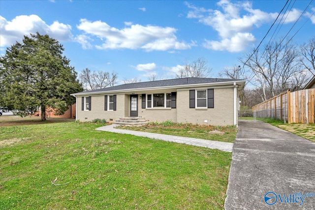 4010 Telstar Circle SW, Huntsville, AL 35805