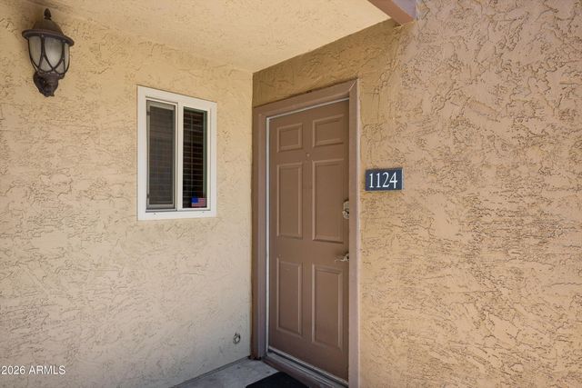 5877 N GRANITE REEF Road 1124, Scottsdale, AZ 85250
