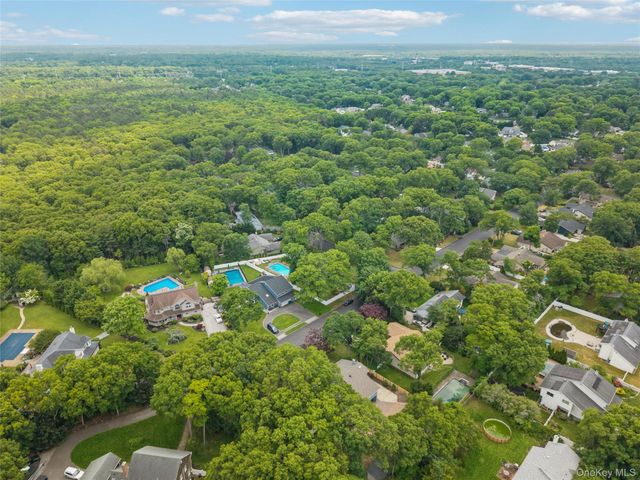 19 Nixon Street, Farmingville, NY 11738