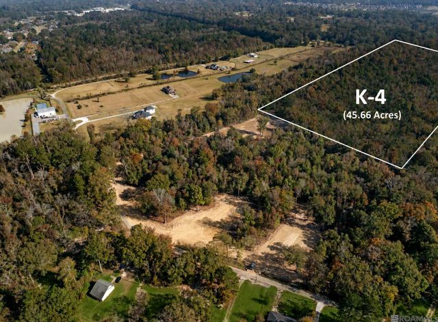 7818 Washington Ln, Central, LA 70739