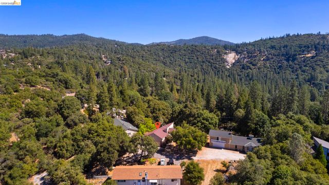 21916 Phoenix Lake, Sonora, CA 95370