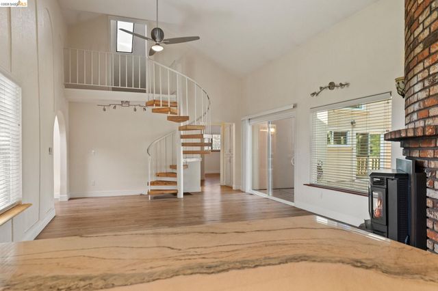 21916 Phoenix Lake, Sonora, CA 95370