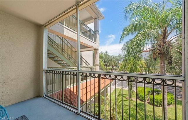 23500 Walden Center DR 206, Estero, FL 34134