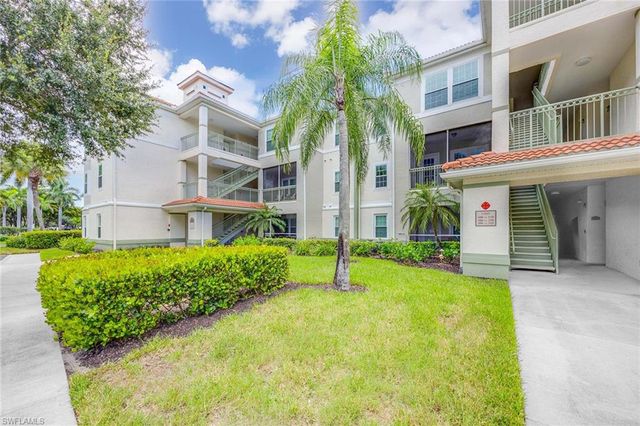 23500 Walden Center DR 206, Estero, FL 34134