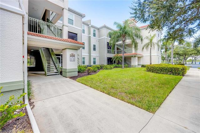 23500 Walden Center DR 206, Estero, FL 34134
