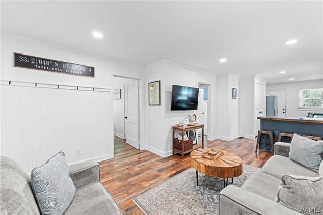 1807 17th E, Tuscaloosa, AL 35404