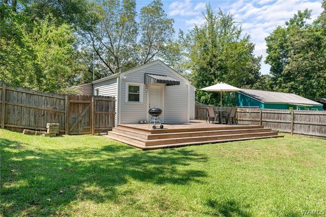 1807 17th E, Tuscaloosa, AL 35404